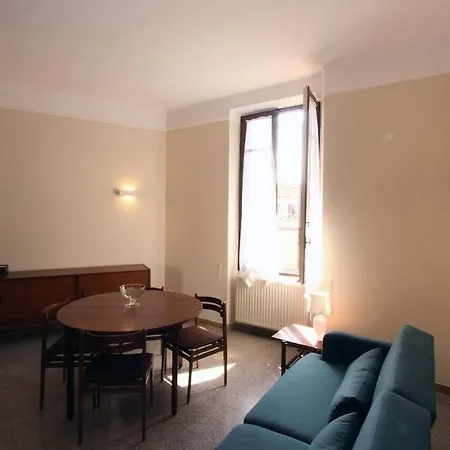 Sacconi Flat-2